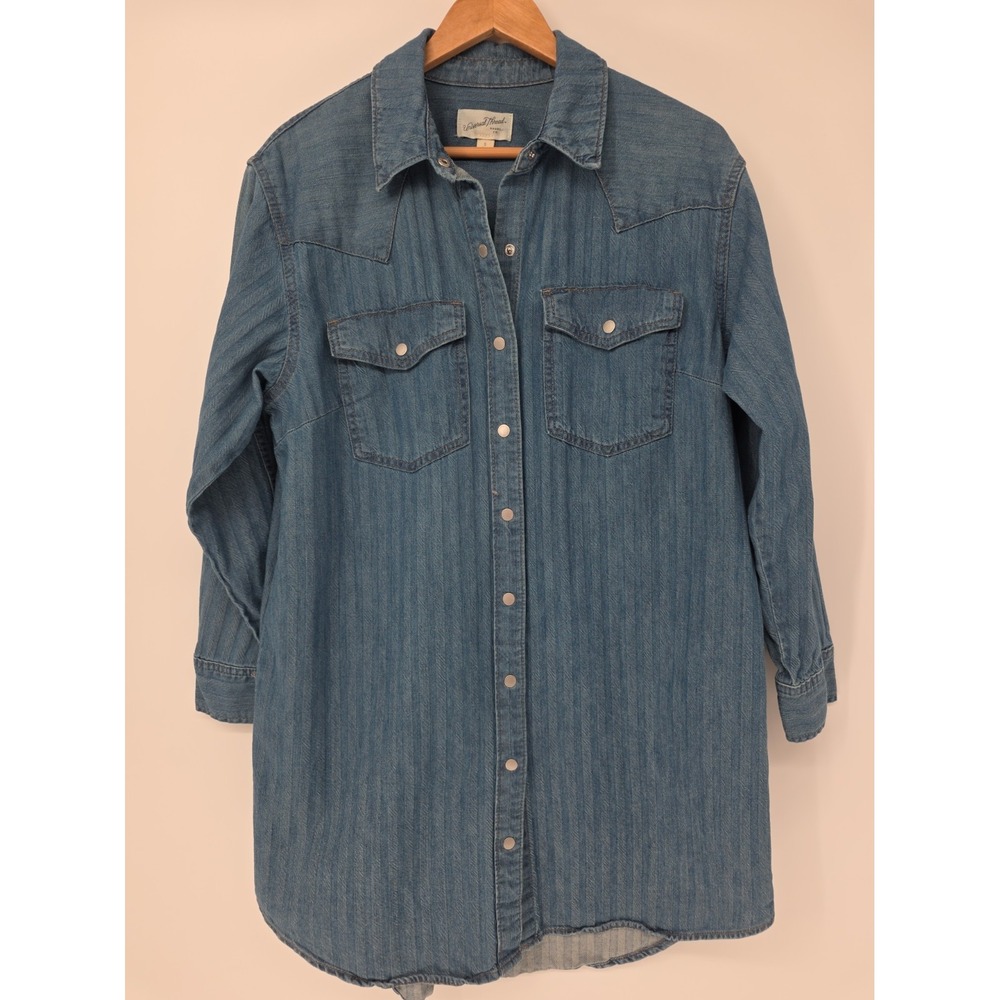 Universal Threads Long Denim Snap Front Dress Jacket Side Pockets Size Small